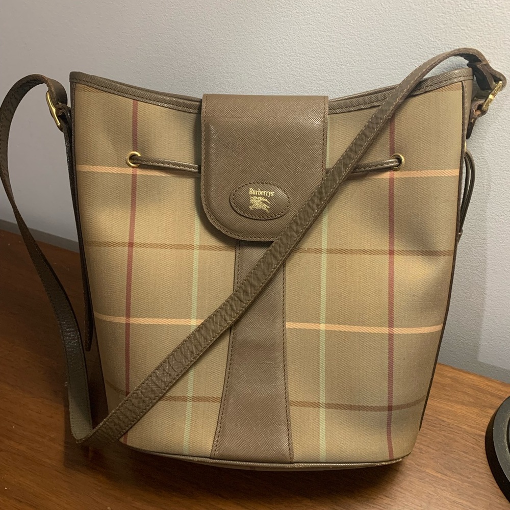 Burberry Bucket Bag - Authentic
